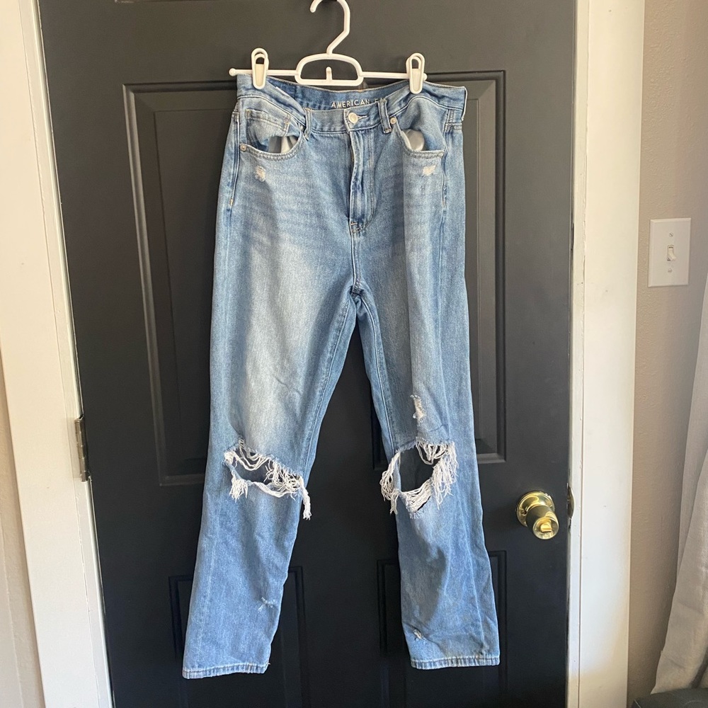 American Eagle Mom jeans